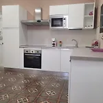 Domo Azuni Apartamento *